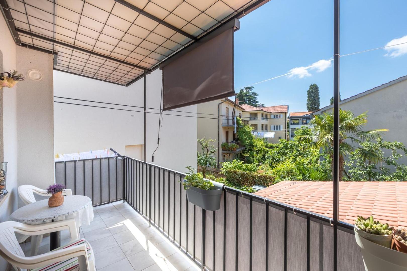 Apartment Oleander Malinska Dış mekan fotoğraf