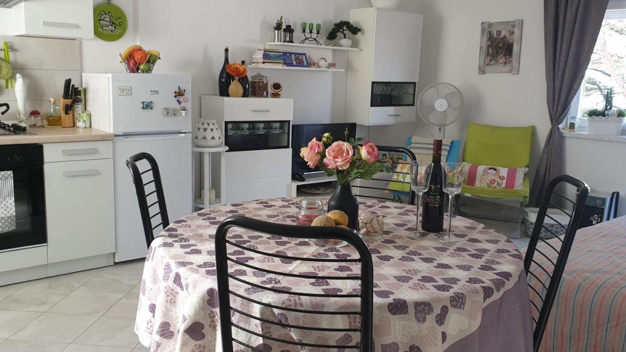 Apartment Oleander Malinska Dış mekan fotoğraf